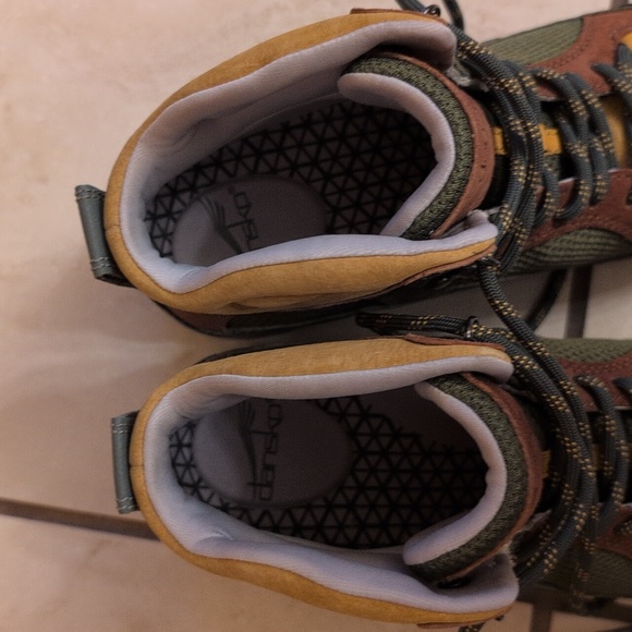 SOLD NEW Dansko Pine Posy Leather Hiking Boot Vibram Sole Size US 8.5 EU 39 - Picture 3 of 12